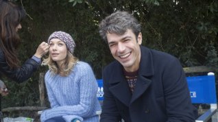 Online film Poli Opposti