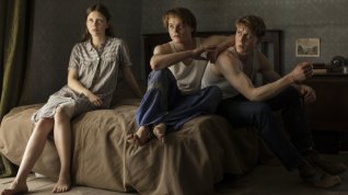 Online film Marrowbone