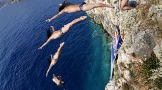 Online film Red Bull Cliffdiving