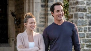 Online film Love Blossoms