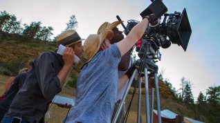 Online film Falcon Song