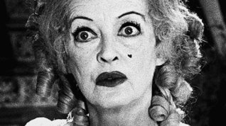 Online film Co se vlastně stalo s Baby Jane?