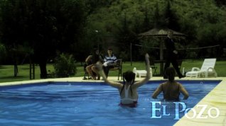 Online film El Pozo