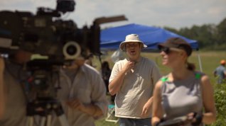 Online film Angry White Man