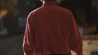 Online film Angry White Man