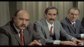 Online film Ve spárech mafie