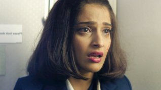 Online film Neerja