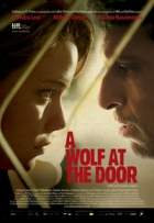 Online film O Lobo atrás da Porta