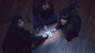 Online film Ouija