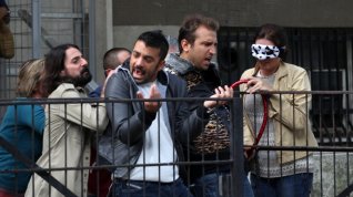 Online film Ma tu di che segno 6?
