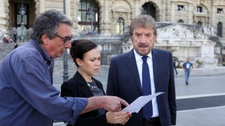 Online film Ma tu di che segno 6?