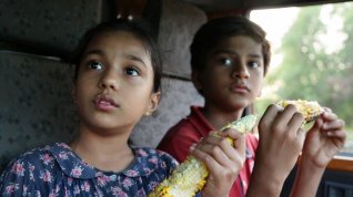 Online film Barefoot to Goa