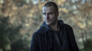 Online film Sługi wojny