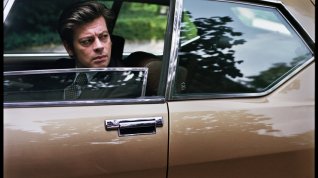 Online film La Dame dans l'auto avec des lunettes et un fusil