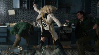 Online film Atomic Blonde: Bez lítosti