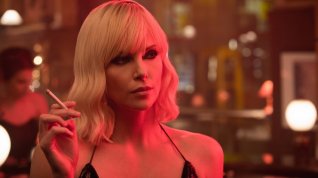 Online film Atomic Blonde: Bez lítosti