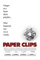 Online film Paper Clips