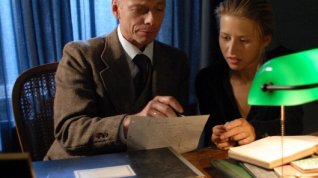 Online film Svázaná