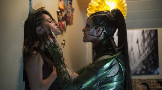 Online film Power Rangers: Strážci vesmíru