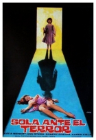 Online film Sola ante el terror