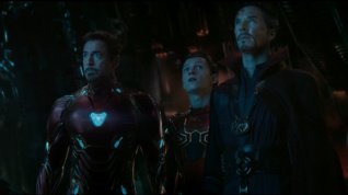 Online film Avengers: Infinity War