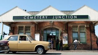 Online film Cemetery Junction