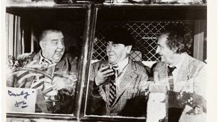 Online film The Three Stooges Go Around the World in a Daze