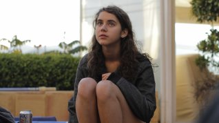 Online film Lucía, a co pak