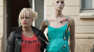 Online film Ženy v příliš velkých pánských košilích