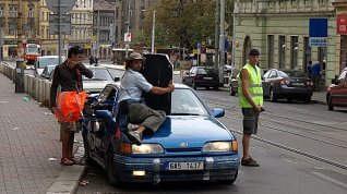 Online film Poslední plavky