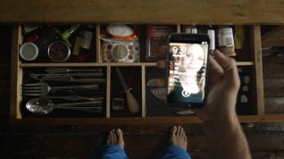 Online film Capturing Happiness