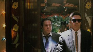 Online film Noc je ještě mladá