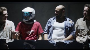 Online film Lazer Team