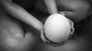 Online film Ovum