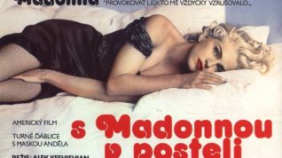 Online film S Madonnou v posteli