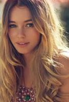 Herec Keeley Hazell