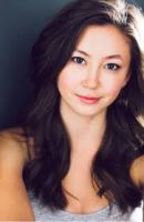 Herec Kimiko Glenn