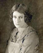 Herec Nellie Bly Baker
