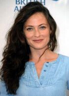 Herec Lara Pulver