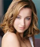 Herec Ashley Leggat