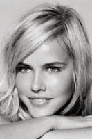 Herec Isabel Lucas