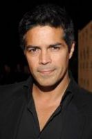 Herec Esai Morales