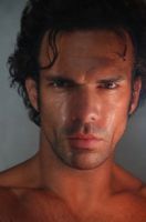 Herec Darren Shahlavi