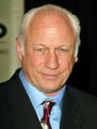 Režisér Joey Travolta