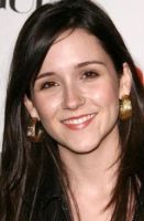 Herec Shannon Woodward