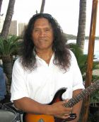 Herec Henry Kapono  Ka'aihue