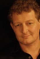 Herec Cameron Rhodes