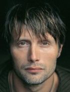 Herec Mads Mikkelsen