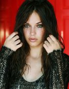 Herec Alexis Knapp