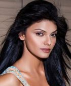 Herec Sherlyn Chopra